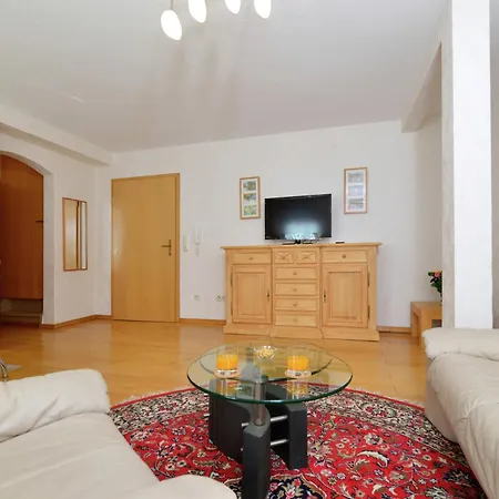 Mit Garten In Eimelrod, Cleaning Included Апартаменты *